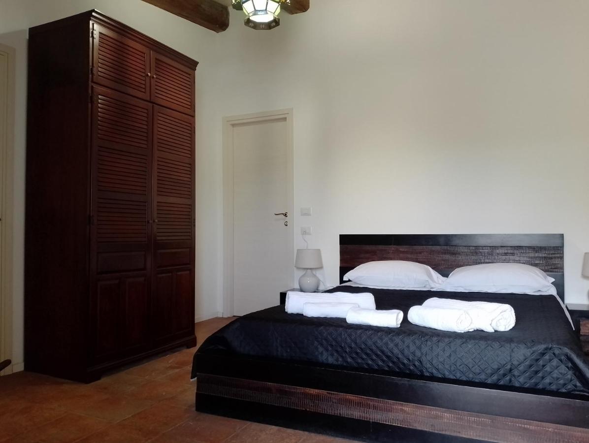 Boutique De Charme Self Check-In - Accesso Autonomo Hotel Алгеро Екстериор снимка